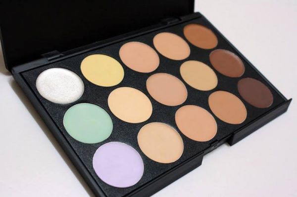 Paleta de corretivos e bases